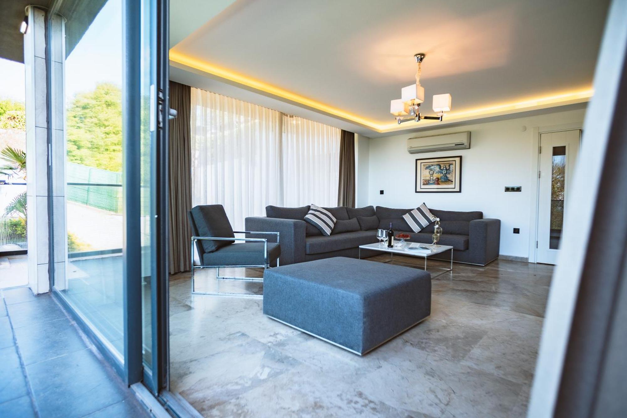Royal Blue Istanbul - Luxury Villas ภายนอก รูปภาพ