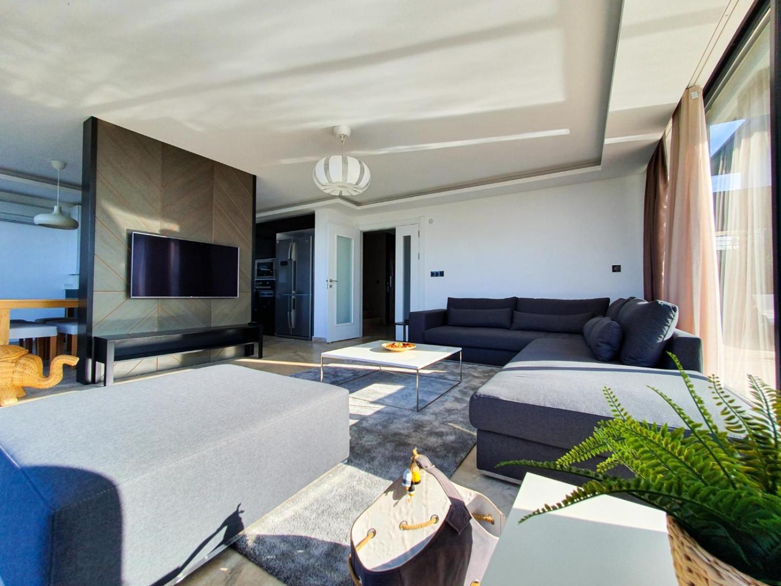 Royal Blue Istanbul - Luxury Villas ภายนอก รูปภาพ