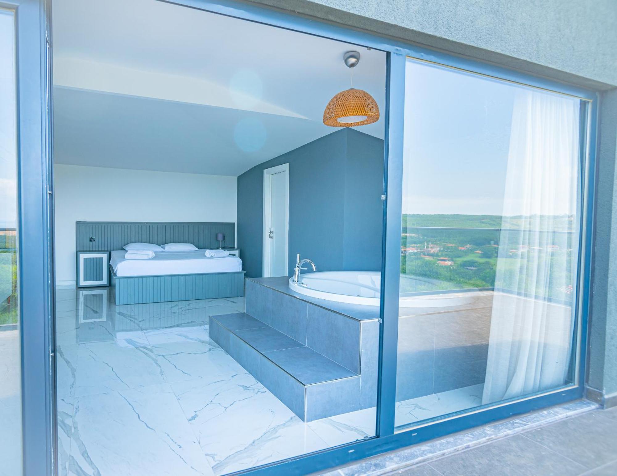 Royal Blue Istanbul - Luxury Villas ภายนอก รูปภาพ